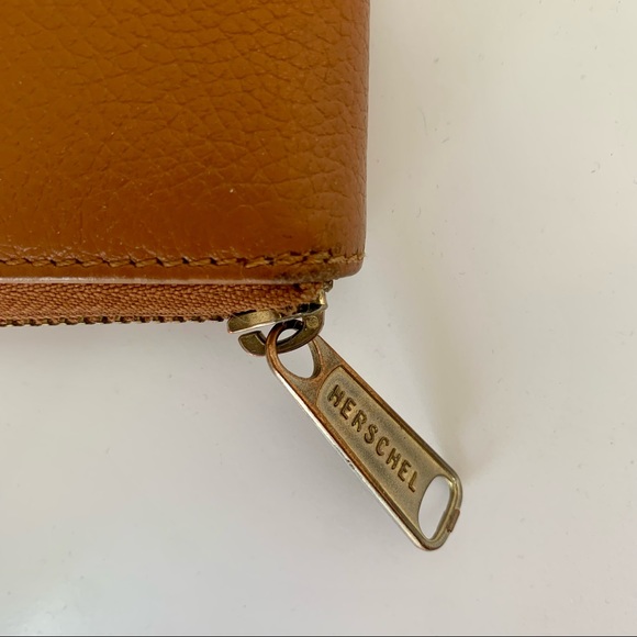 Herschel Supply Company Wallet - Picture 4 of 8